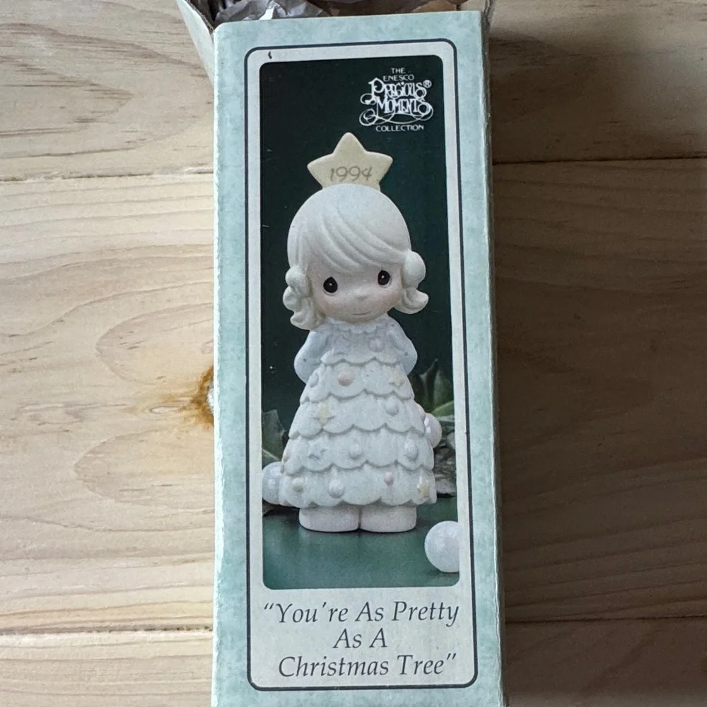 Precious Moments 1994 Porcelain Figurine “You’re As Pretty As A Christmas Tree”